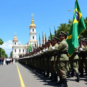 desfile militar 7 de setembro em Santa Maria